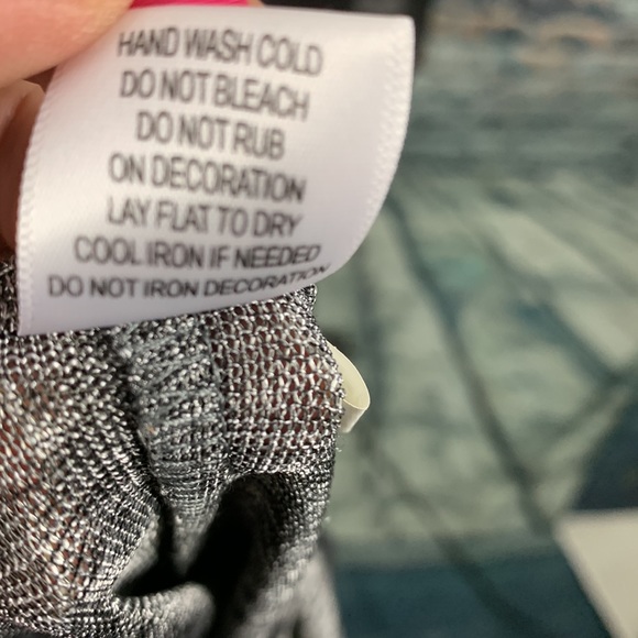 Heart Soul grey blouse Size Medium - Picture 6 of 7